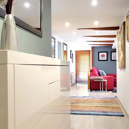 Piso Marina Apartmán *