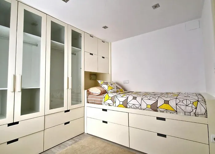 Piso Marina Lejlighed